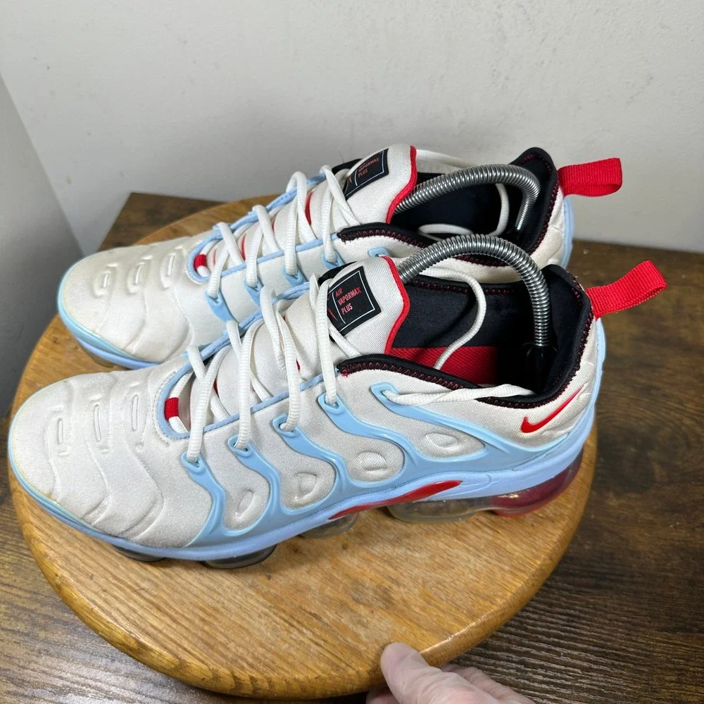 Nike Air VaporMax Plus Mens Size 11 White University Red CW6974-100 Sneakers